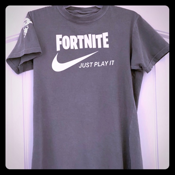 Gildan Shirts Tops Fortnite Tshirt Glider Character On Sleeve Poshmark Fortnite Character Tshirt Pictures Fortnite Character Tshirt Pictures Gildan Shirts Tops Fortnite Tshirt Glider Character On Sleeve Poshmark